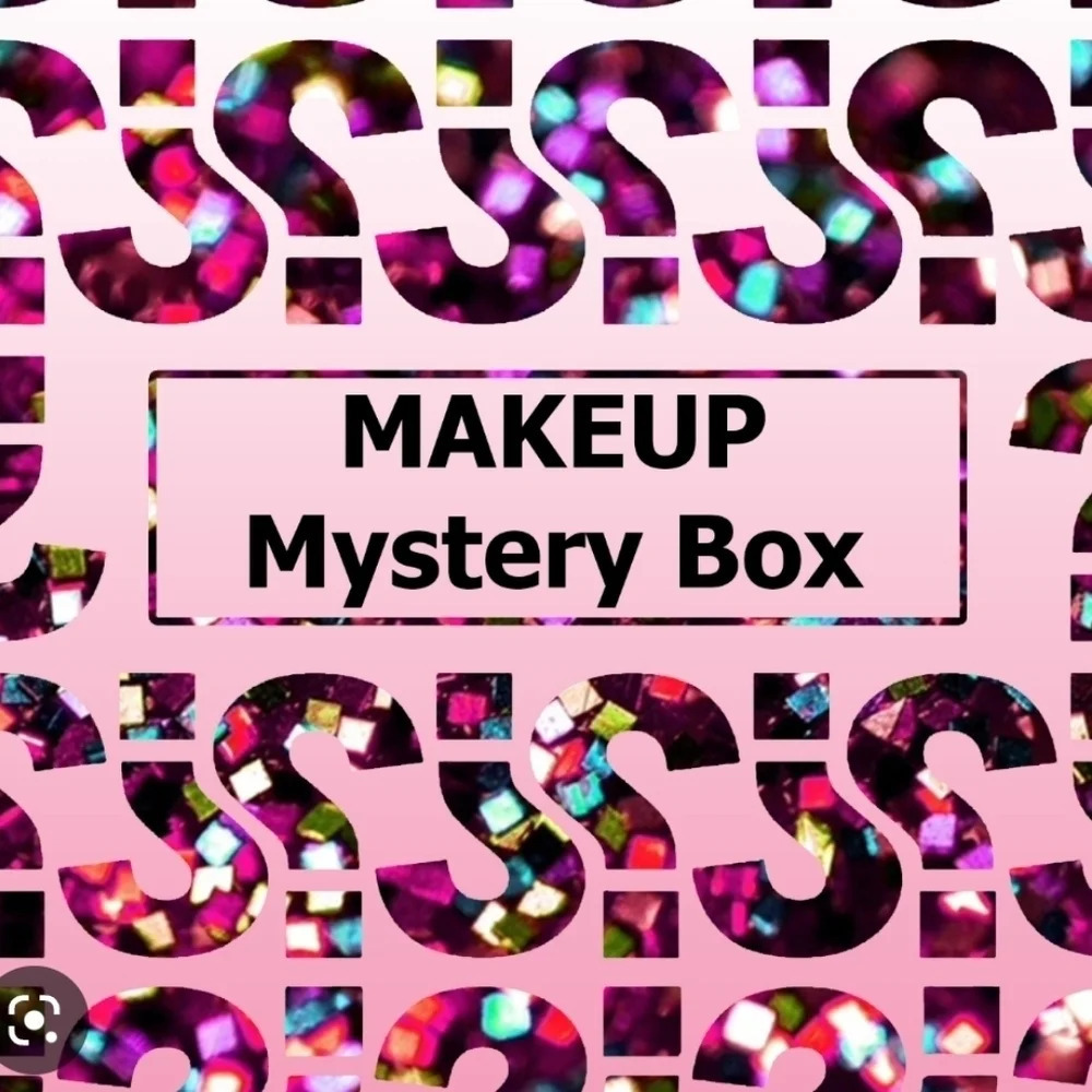 NEW Makeup/Beauty Mystery Box 5 PCS